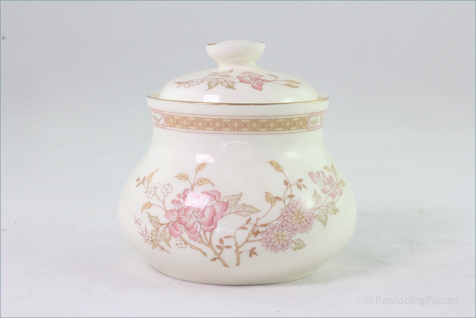 Royal Doulton - Lisette (H5082) - Lidded Sugar Bowl