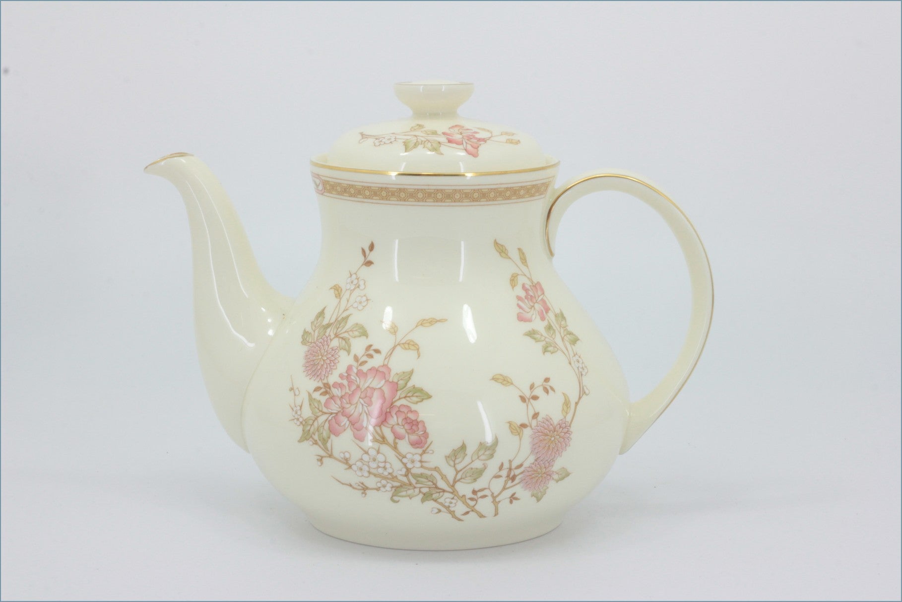 Royal Doulton - Lisette (H5082) - Teapot