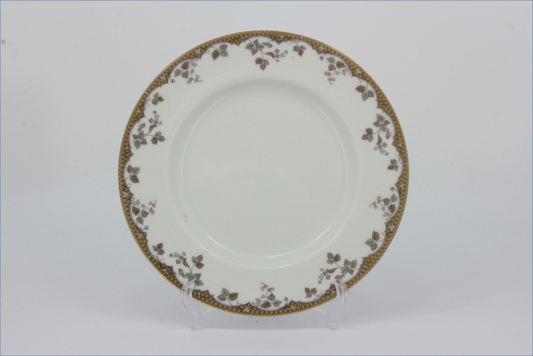 Royal Doulton - Lynnewood (TC1018) - 6 1/2
