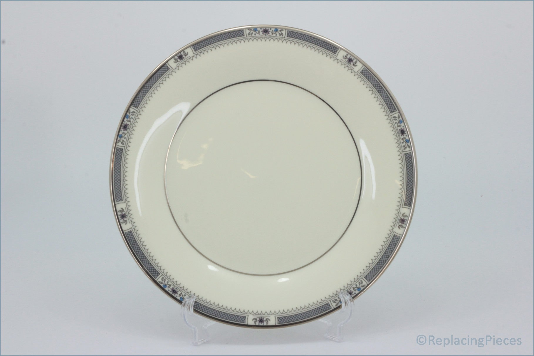 Royal Doulton - Melissa (H5087) - 8 1/8