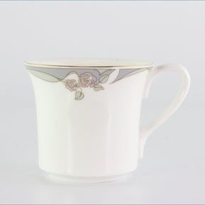 Royal Doulton - Nova (H5113) - Teacup