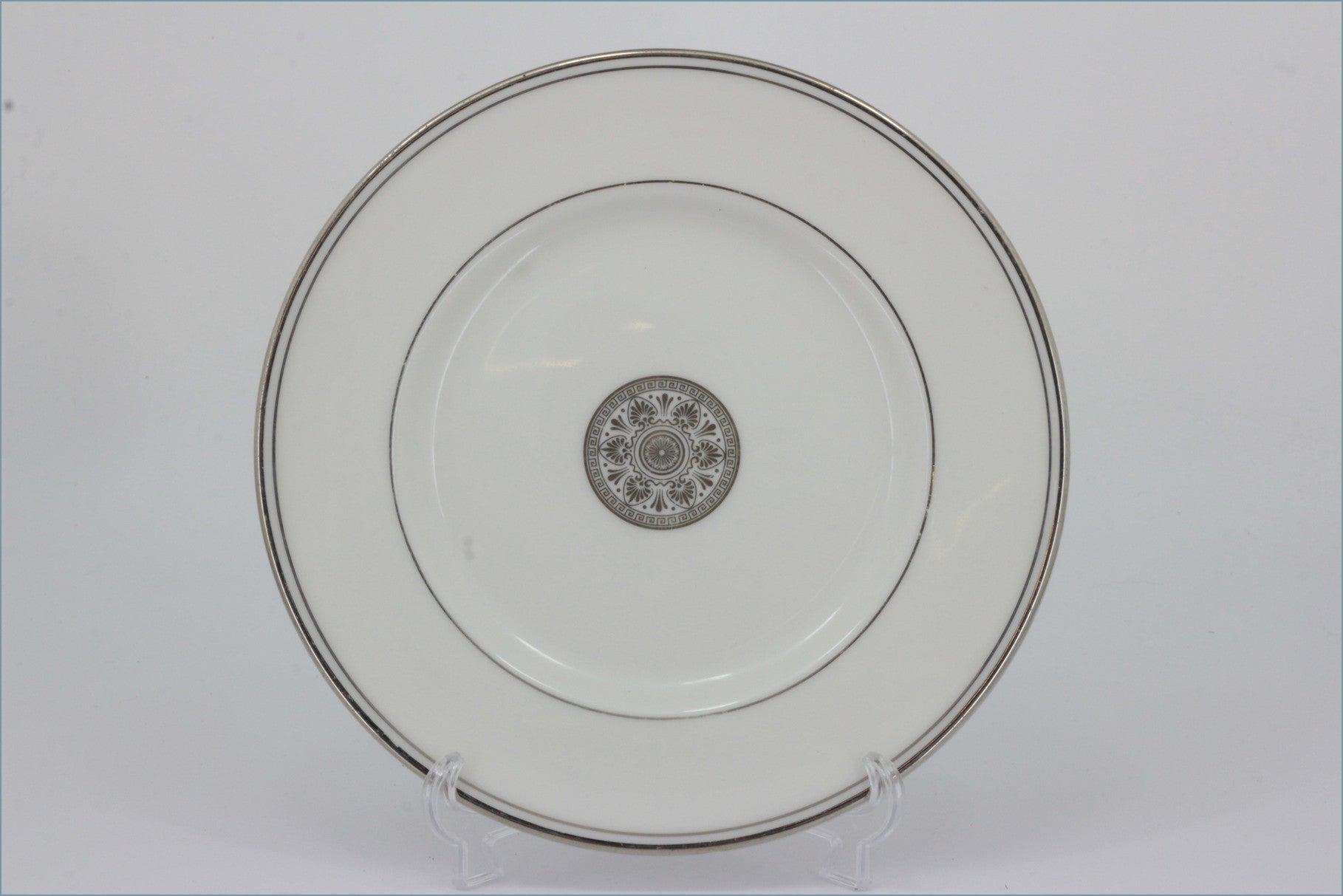 Royal Doulton - Oxford Platinum - 8