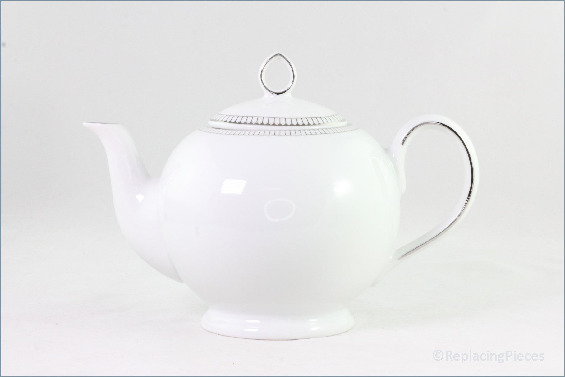 Royal Doulton - Paramount Platinum - Teapot 