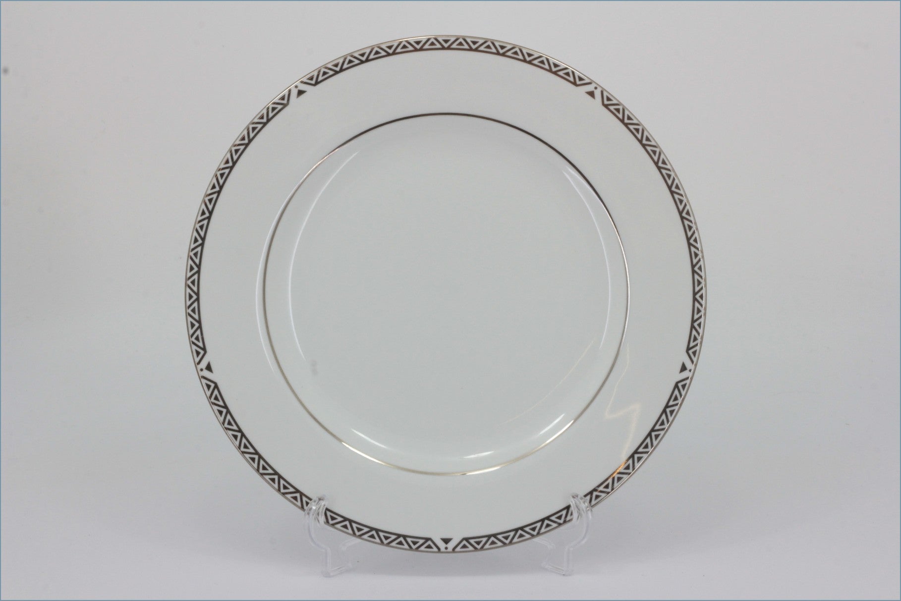 Royal Doulton - Platinum - 8 3/8