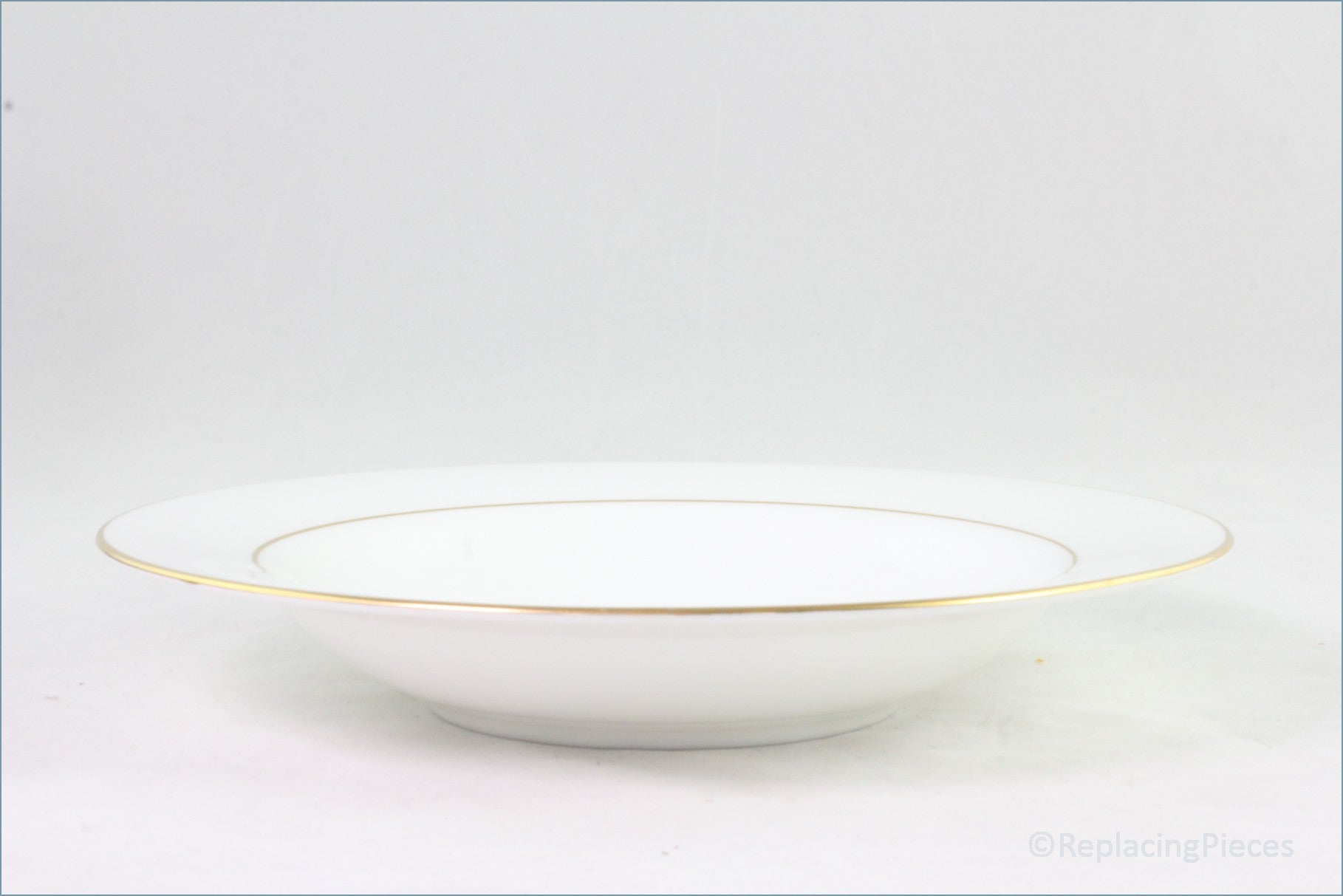 Royal Doulton - Signature Gold - 9 1/4
