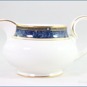 Royal Doulton - Stanwyck (H5212) - Gravy Boat