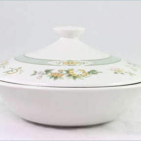 Royal Doulton - Tonkin (TC1107) - Lidded Vegetable Dish