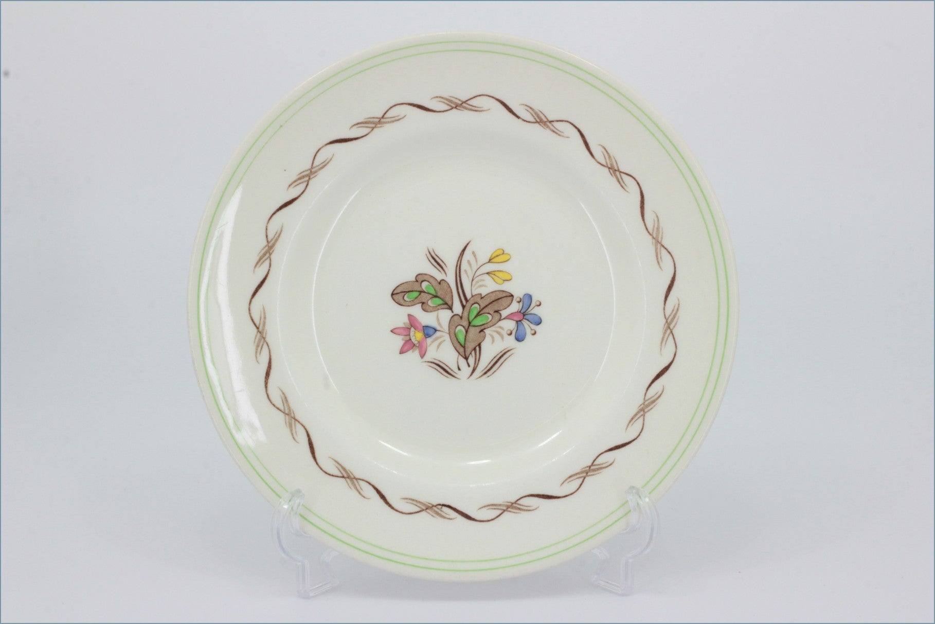 Royal Doulton - Woodland (D6338) - 6 1/2