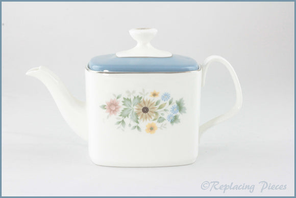 Royal Doulton - Pastorale (H5002) - 1 Pint Teapot