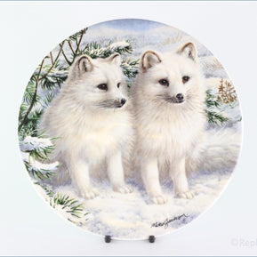 Royal Grafton - Polar Wildlife - Arctic Fox Cubs (no.4)