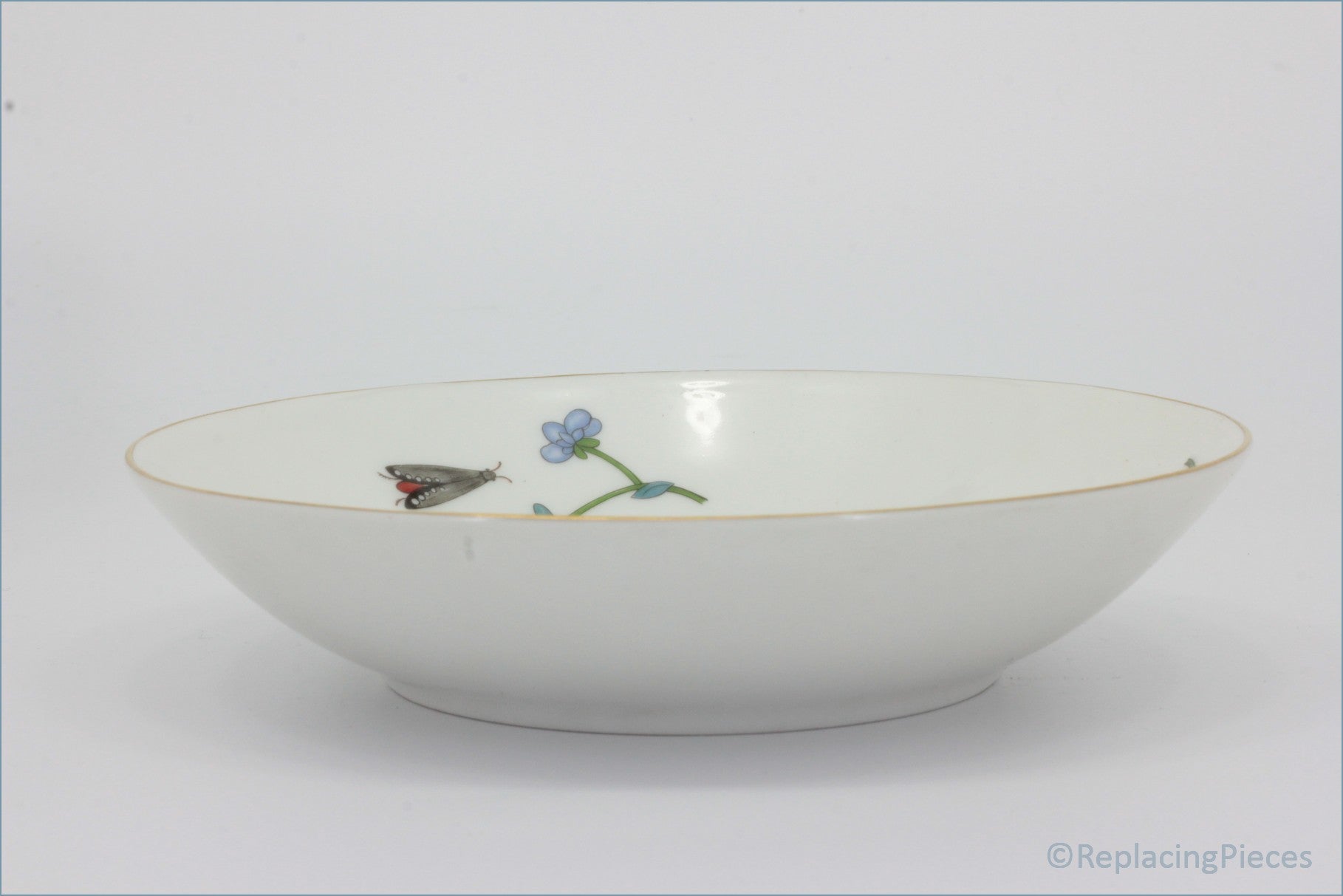 Royal Worcester - Astley (Gold Edge) - 7 1/8