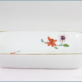 Royal Worcester - Astley (Gold Edge) - 13 7/8