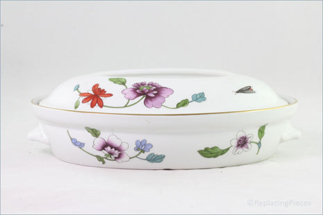 Royal Worcester - Astley (Gold Edge) - 2 Pint Oval Casserole (Shape 21 Size 2)