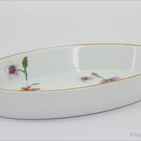 Royal Worcester - Astley (Gold Edge) - 10 1/2