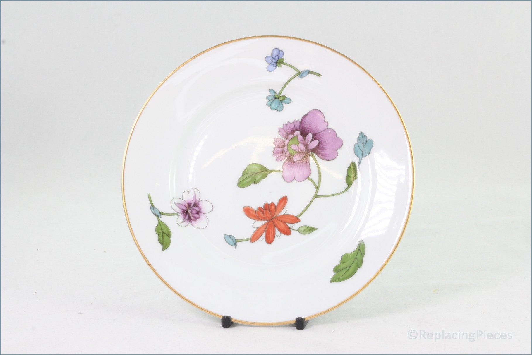 Royal Worcester - Astley (Gold Edge) - 6 5/8