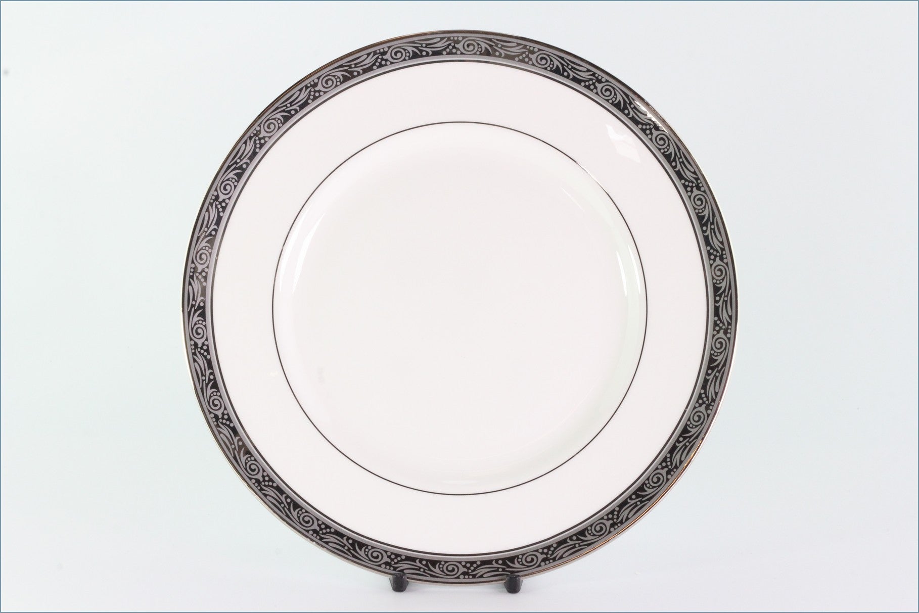 Royal Worcester - Davenham Platinum - 8 1/8