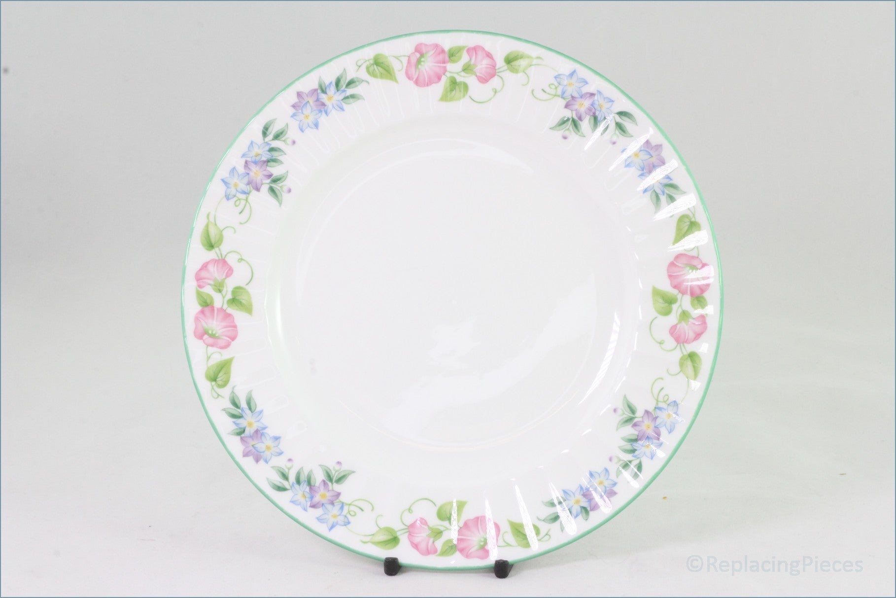 Royal Worcester - English Garden - 8 1/8
