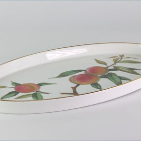 Royal Worcester - Evesham Gold - 11 3/4