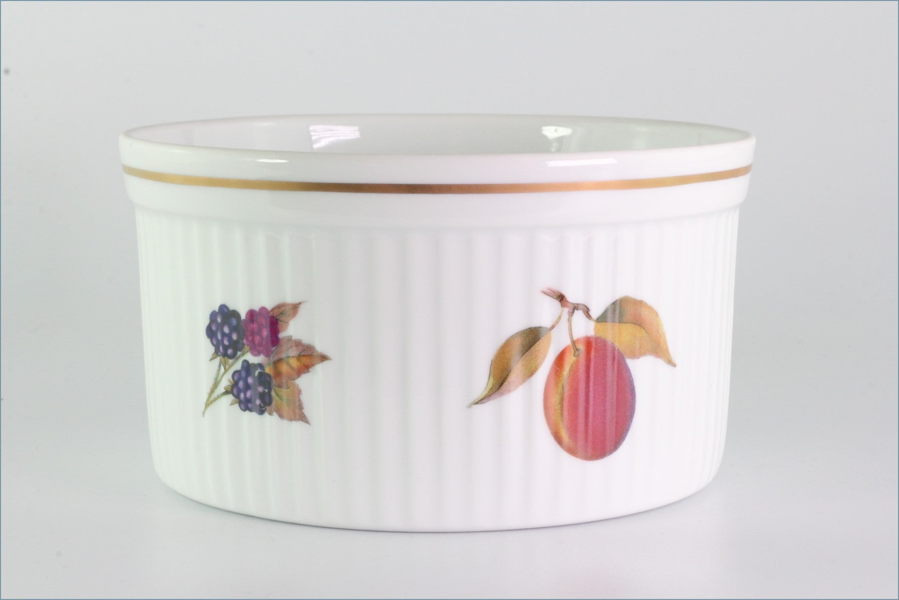Royal Worcester - Evesham Gold - 6 1/4