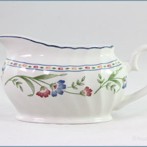 Staffordshire - Hampton Court - Gravy Boat