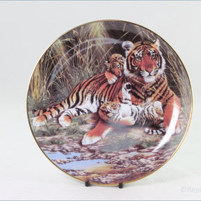 The Fleetwood Collection - The Endangered Kingdom - A Peaceful World