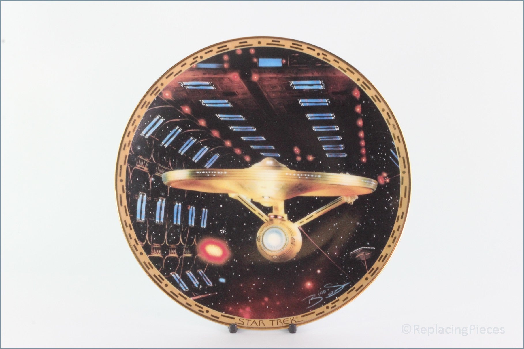 The Hamilton Collection - Star Trek 'Voyagers' - U.S.S Enterprise NCC-1701-A