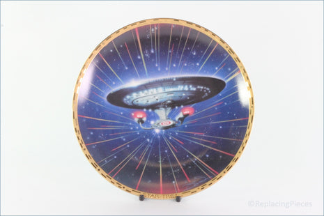 The Hamilton Collection - Star Trek 'Voyagers' - U.S.S Enterprise NCC-1701-D
