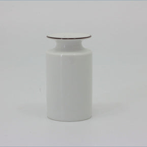 Thomas - Medaillon Brown - Salt Pot