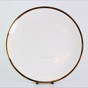 Thomas - White With Thick Gold Band - 8 1/4