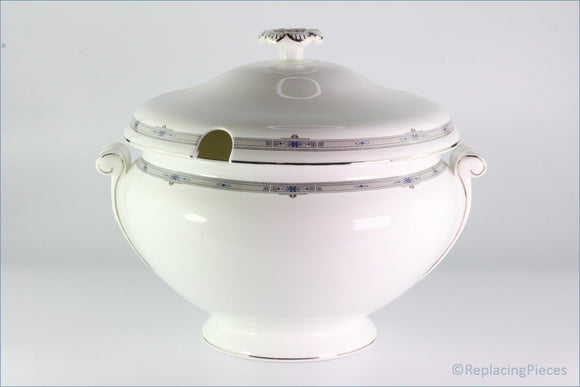 Wedgwood - Amherst - Soup Tureen