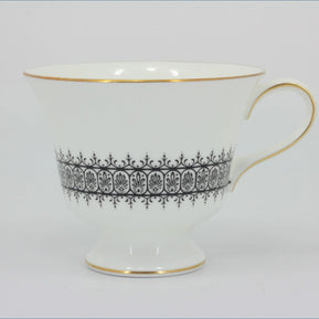 Wedgwood - Astor - Teacup