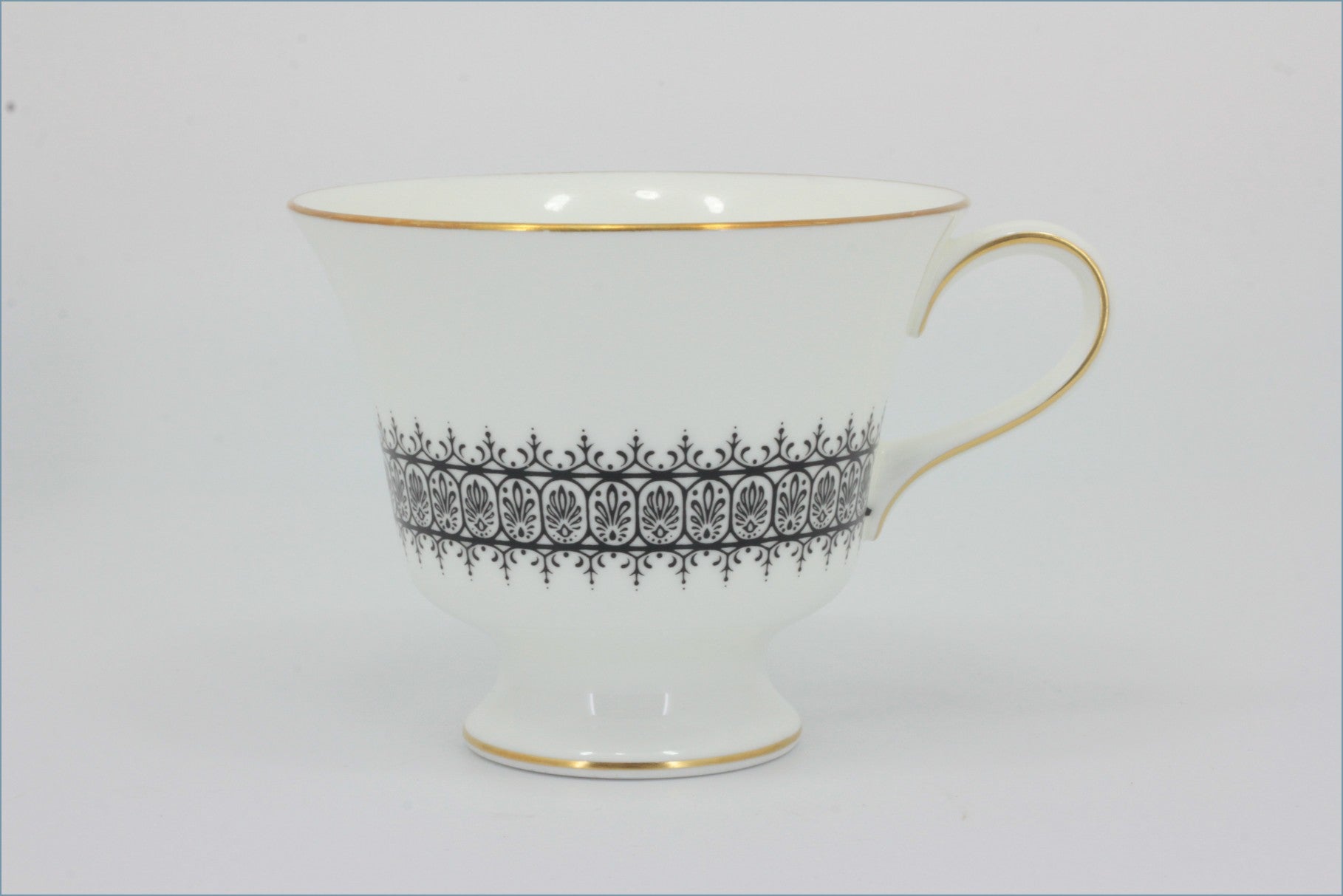 Wedgwood - Astor - Teacup