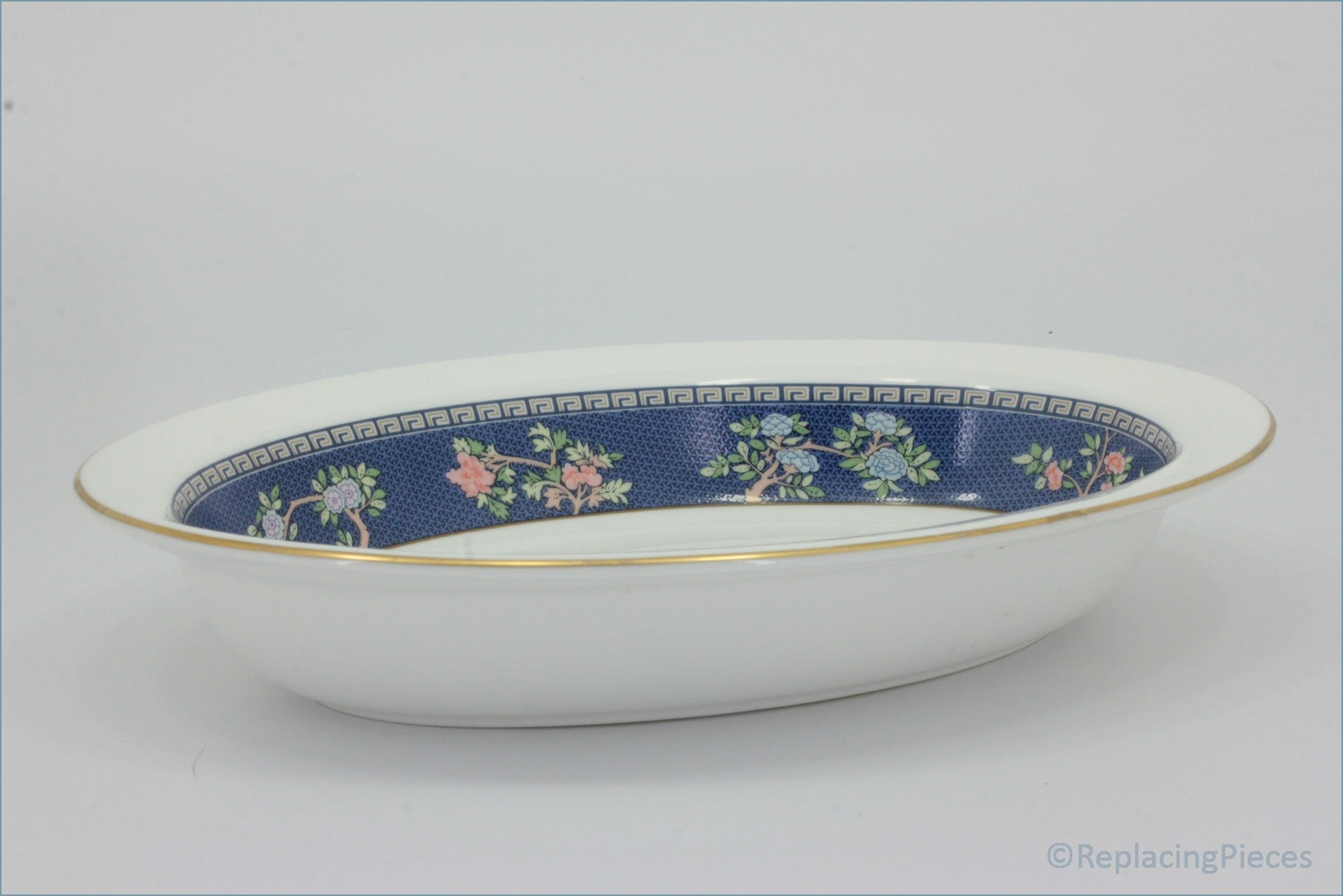 Wedgwood - Blue Siam - 10 1/4