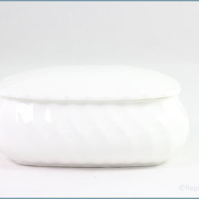 Wedgwood - Candlelight (No Backstamp) - Oblong Lidded Box