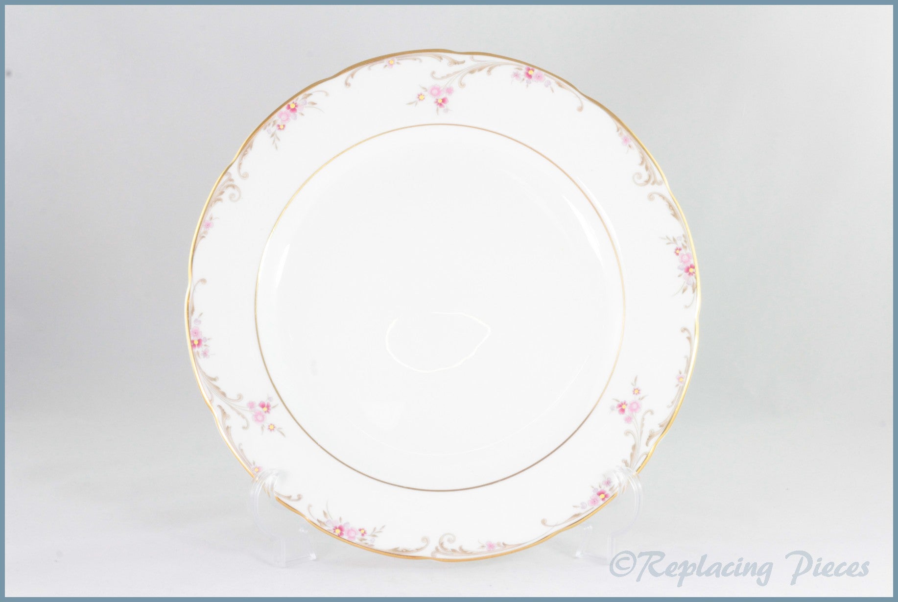 Wedgwood - Carisbrooke (Gold Edge) - Dinner Plate