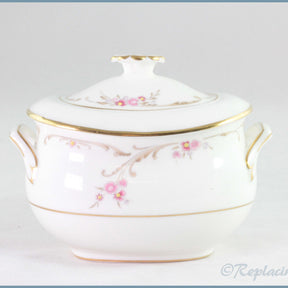Wedgwood - Carisbrooke (Gold Edge) - Lidded Sugar Bowl