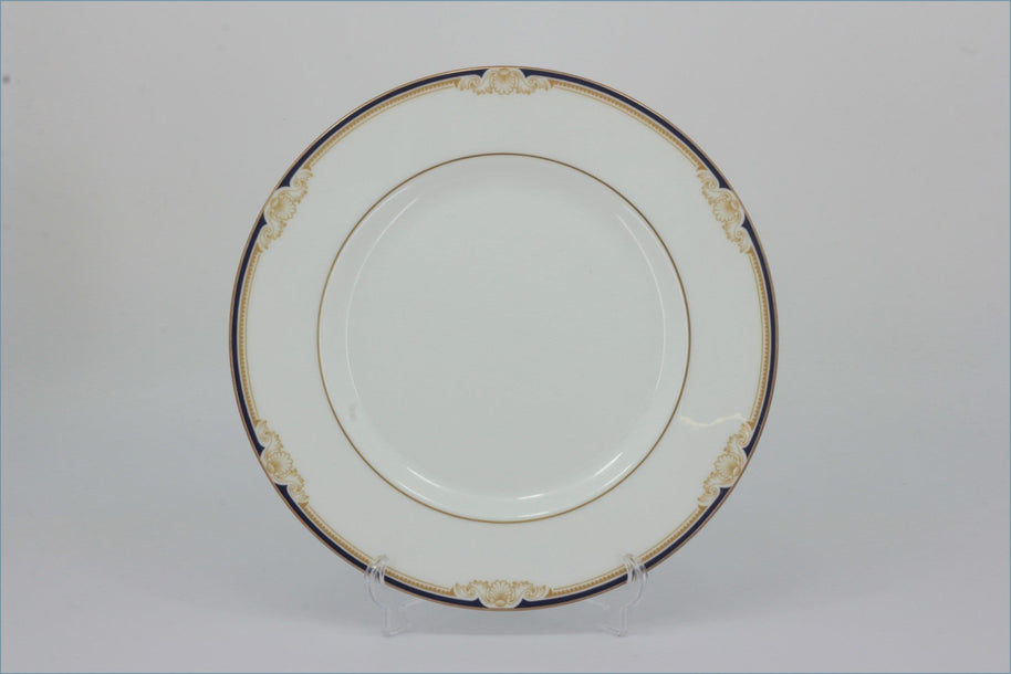 Wedgwood - Cavendish - 9" Luncheon Plate