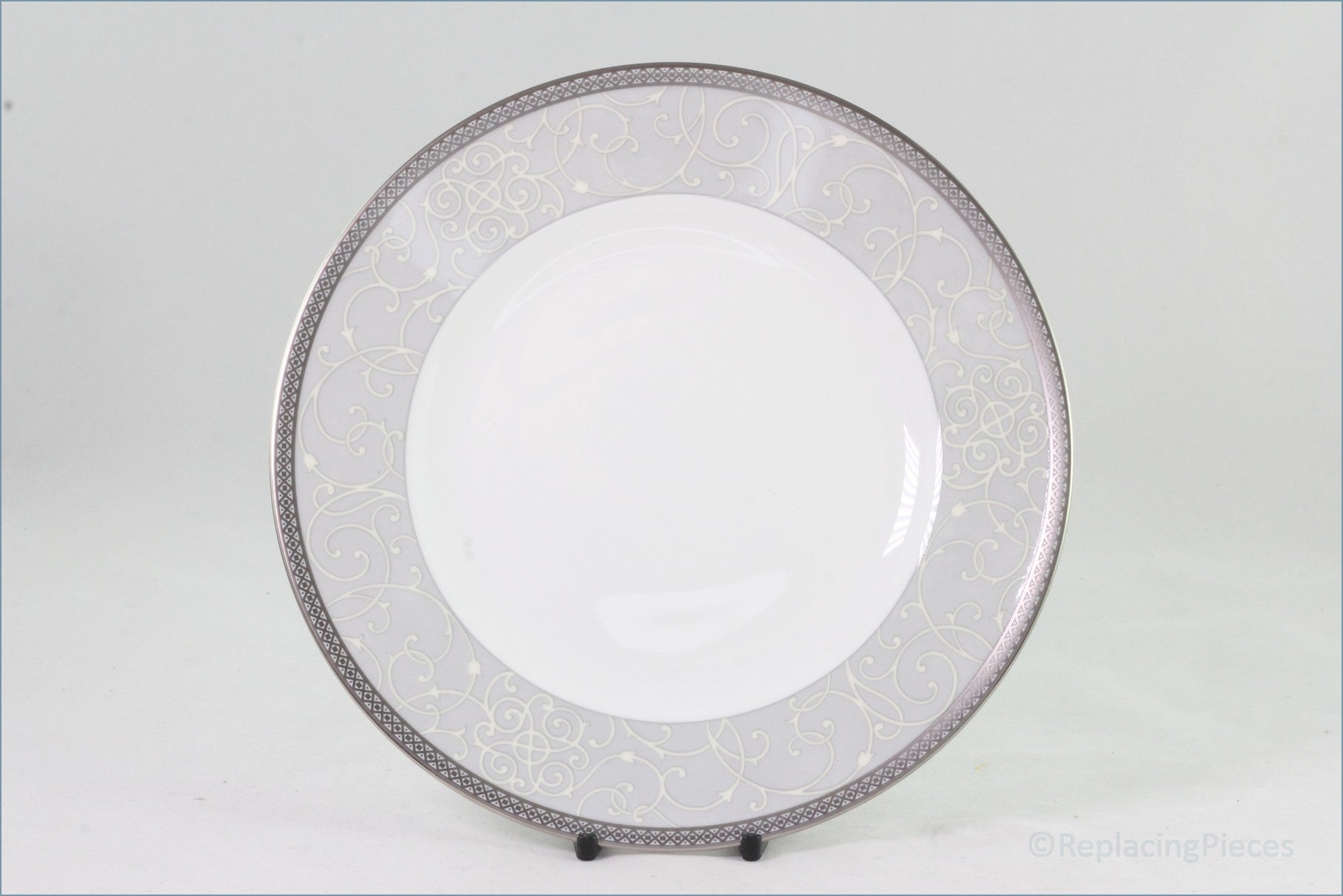 Wedgwood - Celestial Platinum - 8 1/8