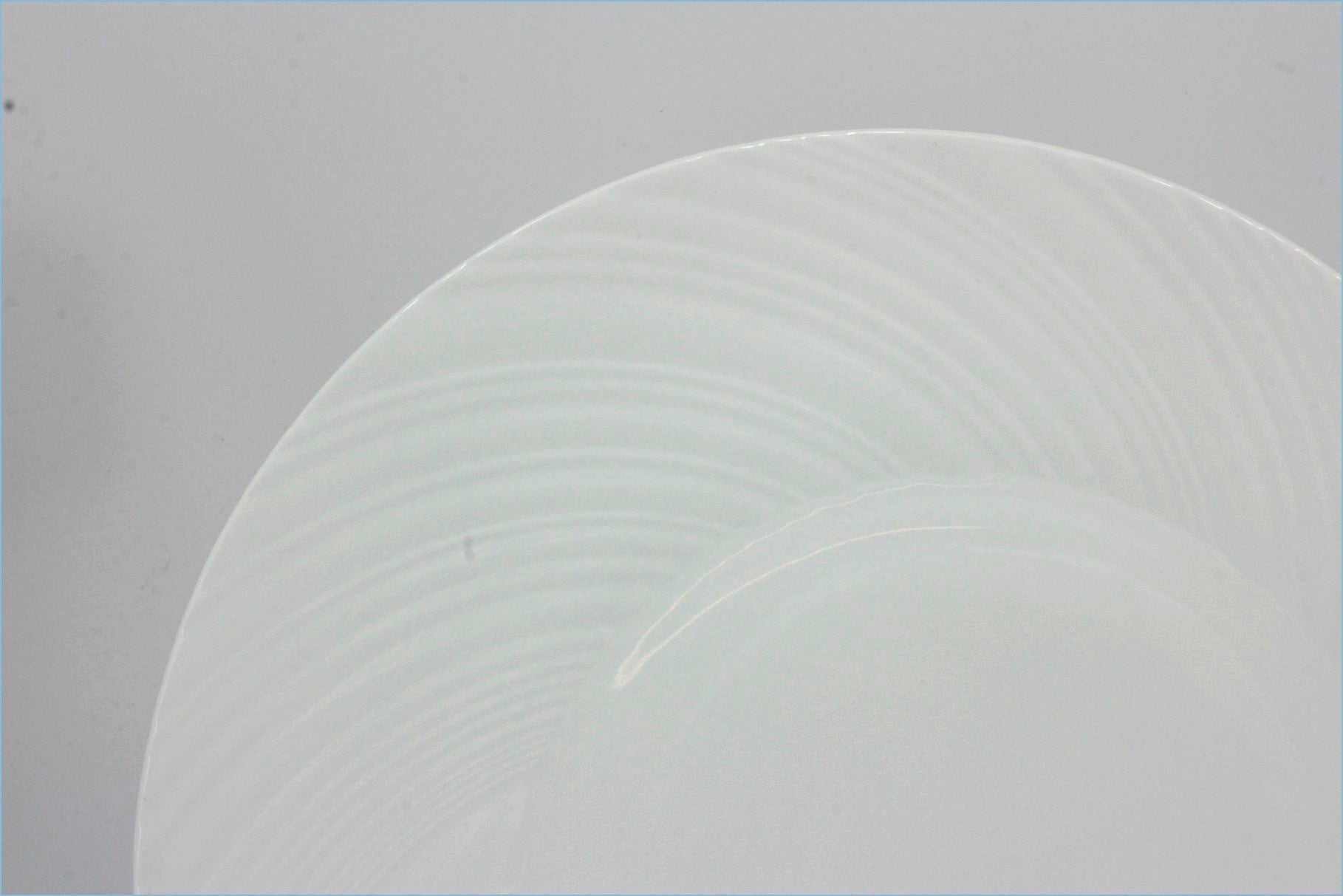 Wedgwood - Ethereal 101 - 11 3/8