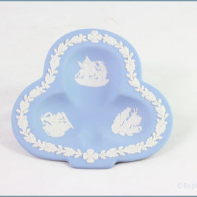 Wedgwood - Jasperware (Pale Blue) - Card Suits Pin Tray - Club