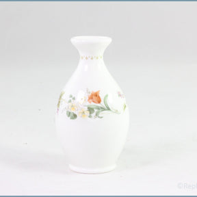 Wedgwood - Mirabelle (R4537) - Miniature Bulbous Vase