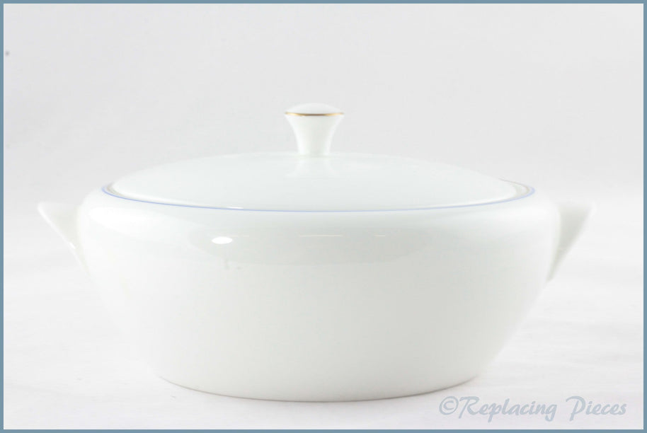 Wedgwood - Mystique Blue - Lidded Vegetable Dish