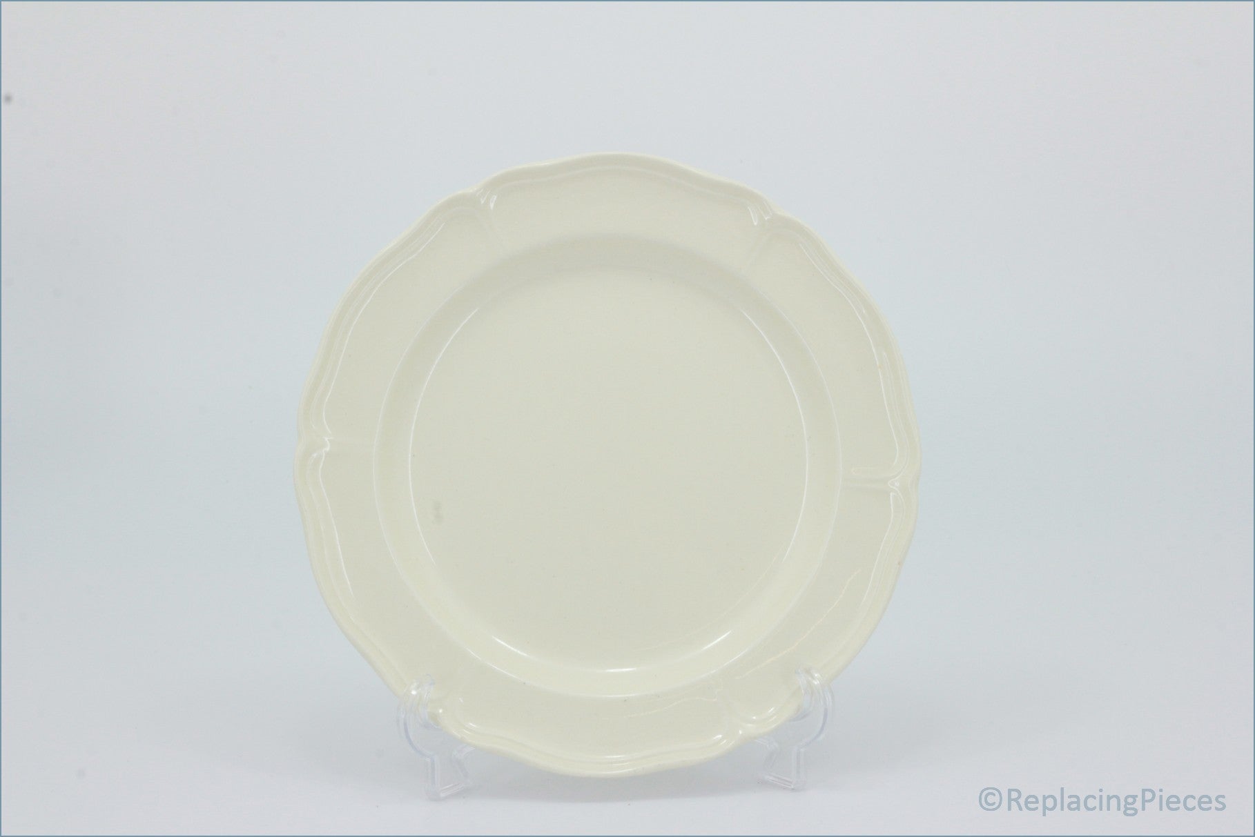 Wedgwood - Queens Plain (Queens Shape) - 6 1/2