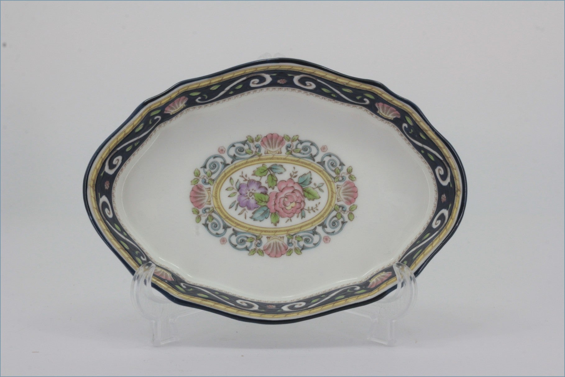Wedgwood - Runnymede (W4472) - Pin Tray