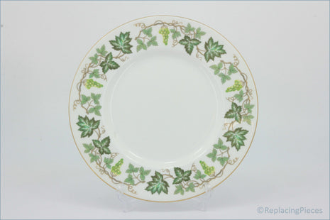 Wedgwood - Santa Clara - 9" Luncheon Plate - Decorative plate with green leaf pattern on a white background