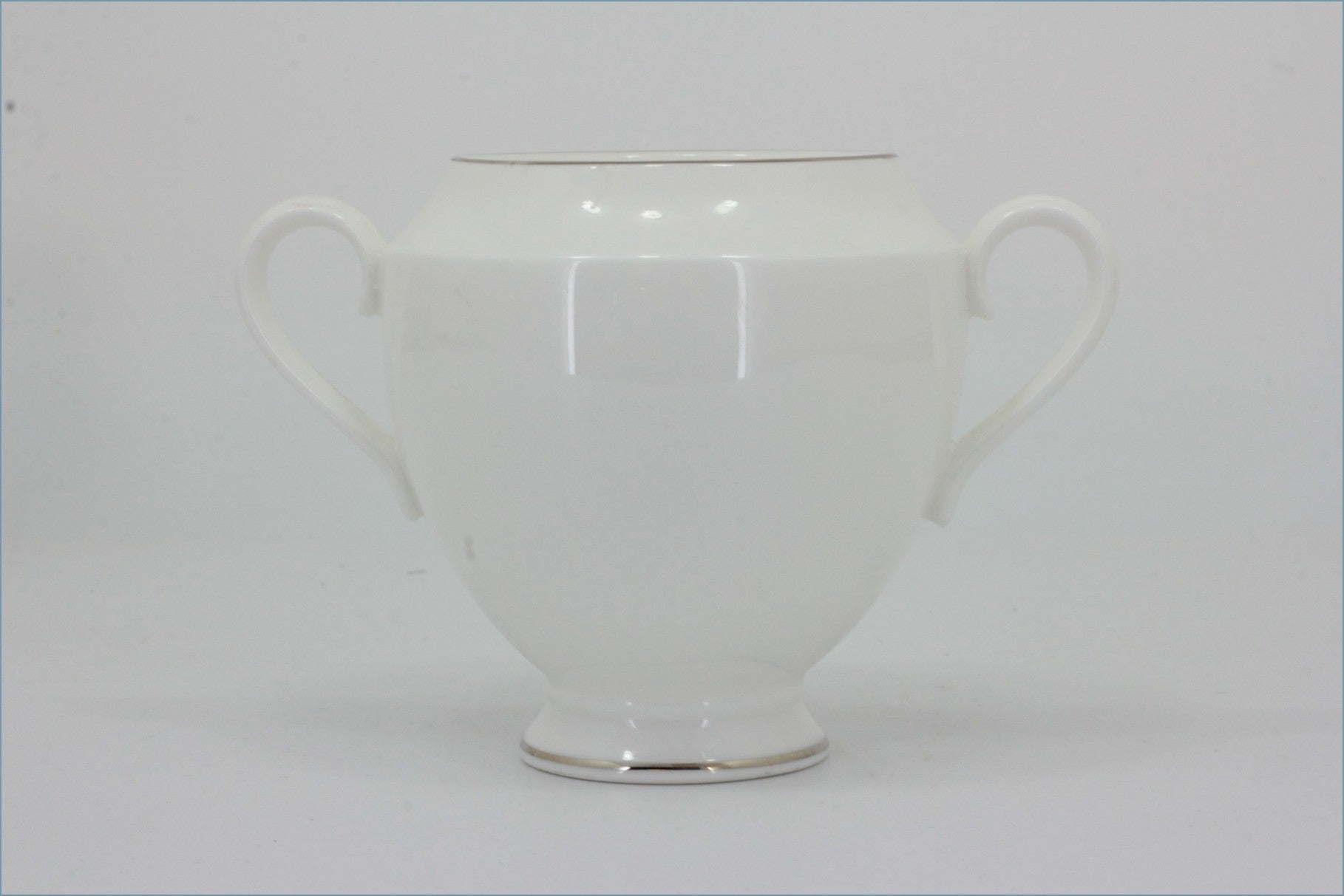Wedgwood - Signet Platinum - Lidded Sugar Bowl (Base ONLY)