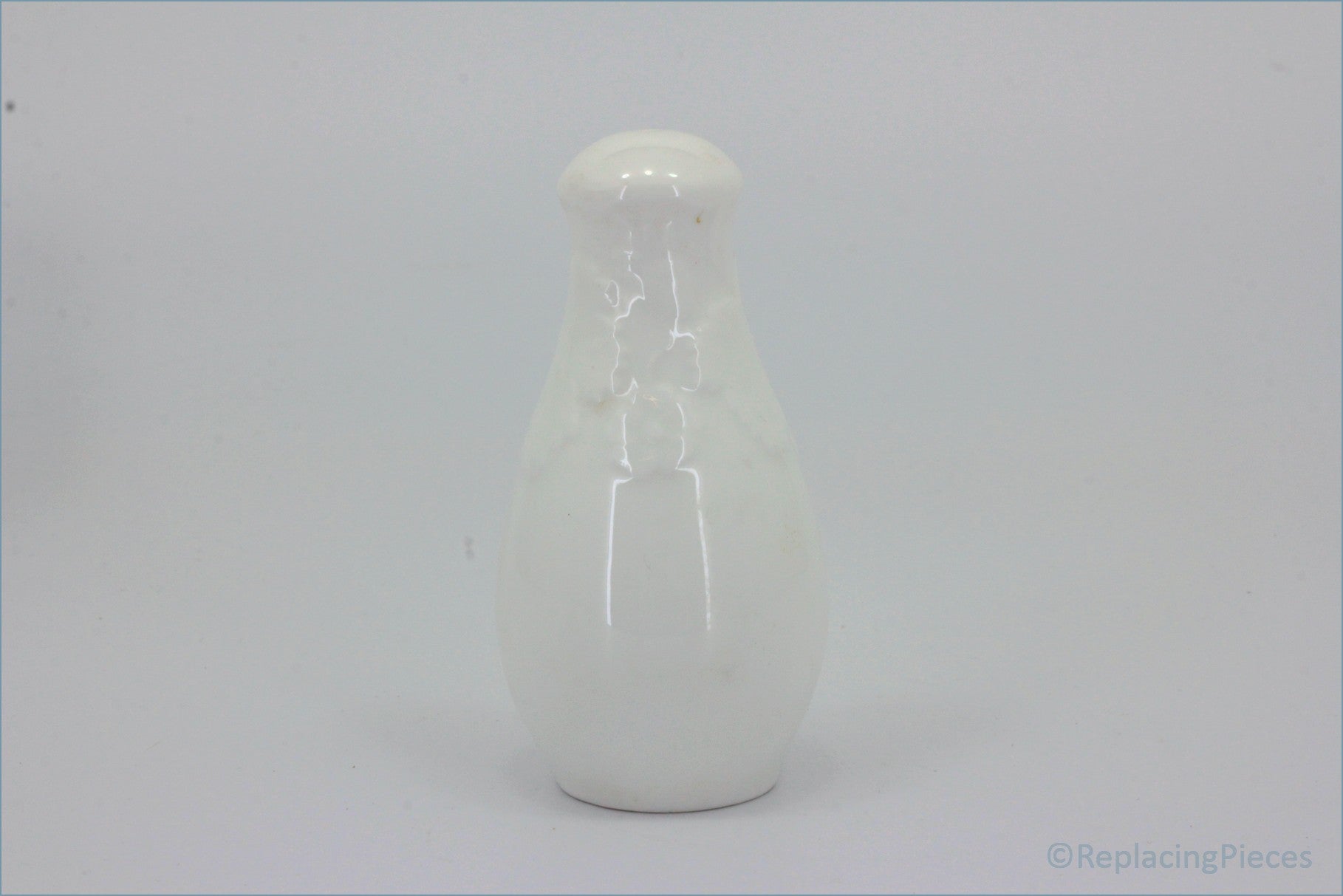 Wedgwood - Strawberry & Vine - Salt Pot