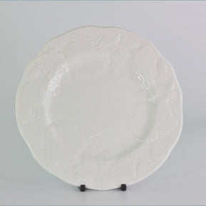 Wedgwood - Strawberry & Vine - 6 3/4