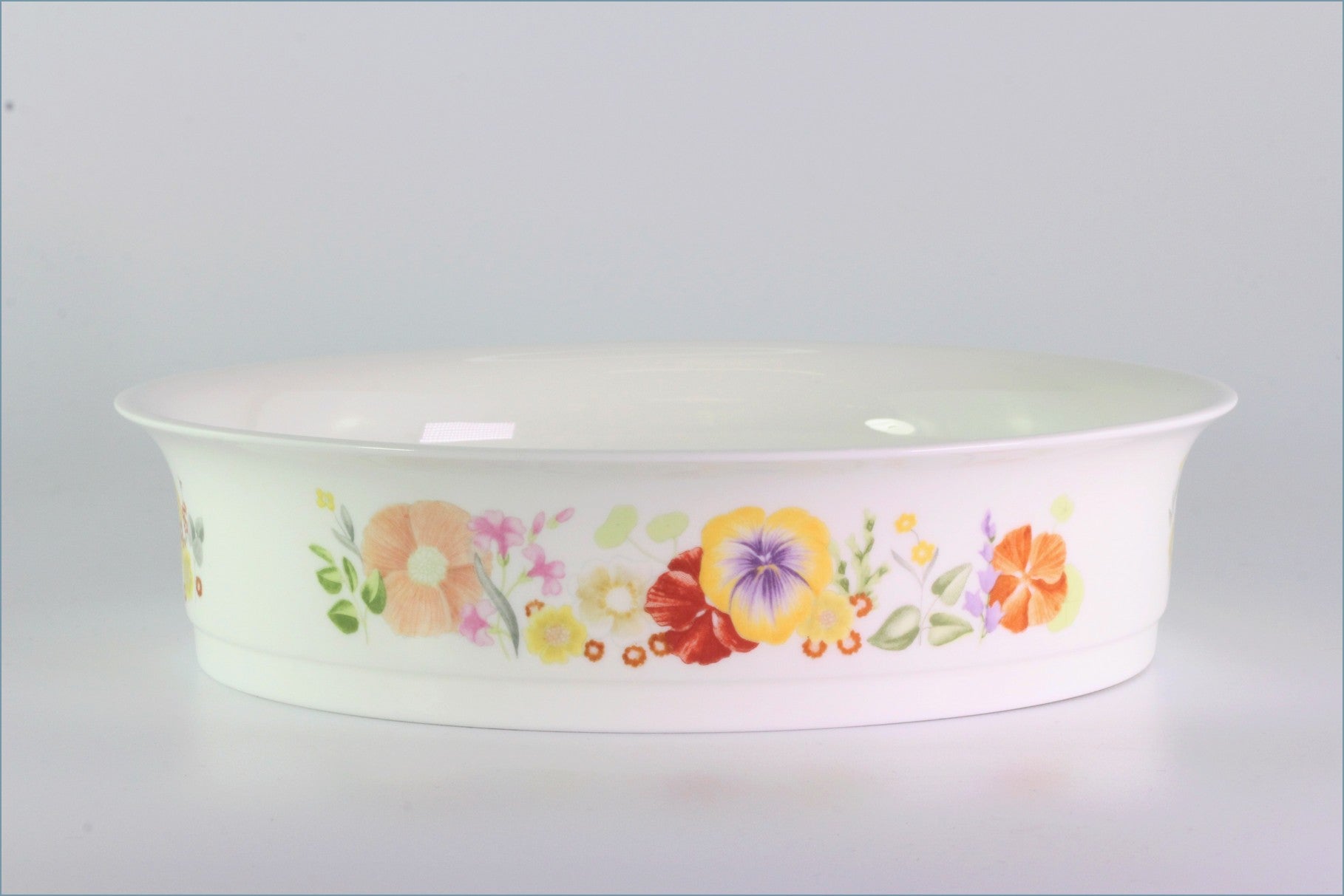 Wedgwood - Summer Bouquet - Open Vegetable Dish