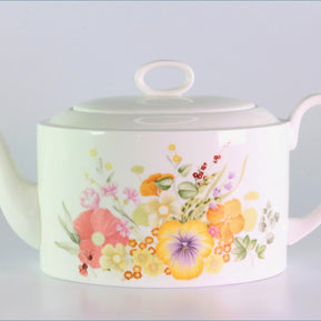 Wedgwood - Summer Bouquet - 2 Pint Teapot